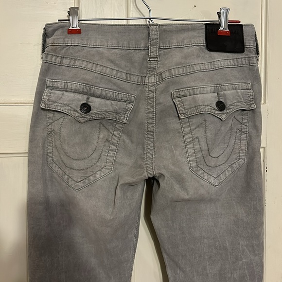 True religion ricky corderoys, warm and stylish. Size 30 - Picture 3 of 8
